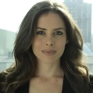 Samantha Thomas - Author Photo